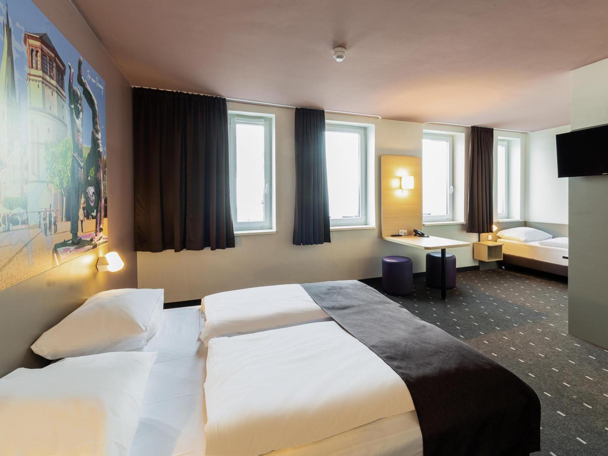 B&B Hotel Duesseldorf-Mitte Luaran gambar